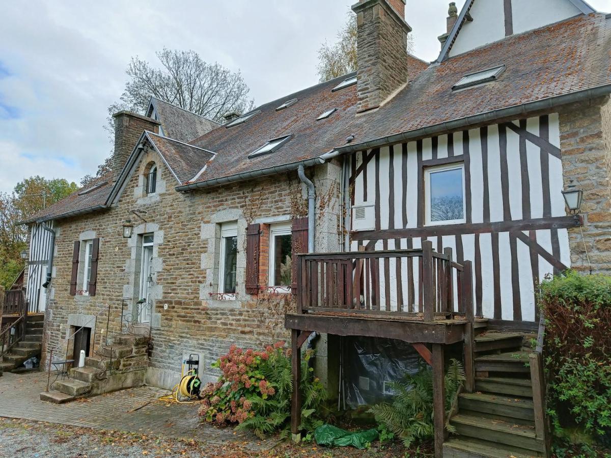 Maison La Motte With Bicycle Parking Saint-Hilaire-du-Harcouët Esterno foto